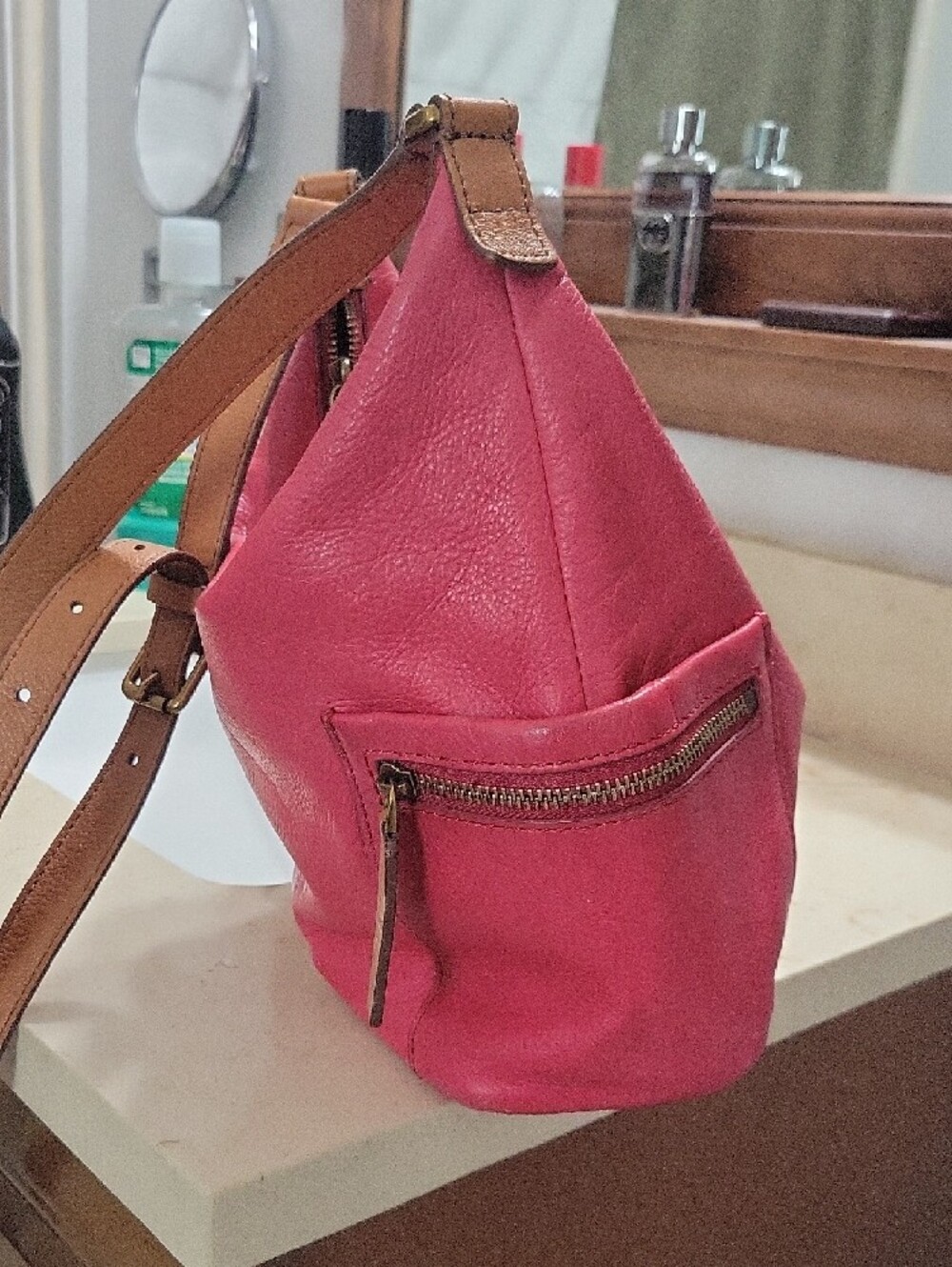 Fossil Hot Pink Leather Hobo Shoulder Bag with Tan Trim - Picture 4 of 4
